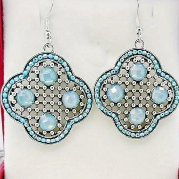 2/$30 Or 3/$35 Vintage bohemian Barbiecore drop dangle earrings -  (#1,046) - Picture 1 of 3